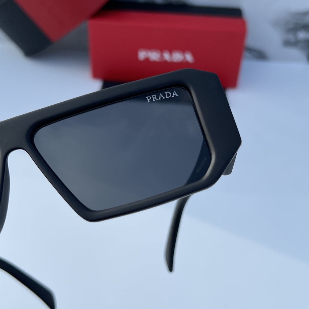 Prada Black Geometric Sunglasses Unisex - Picture 3 of 4